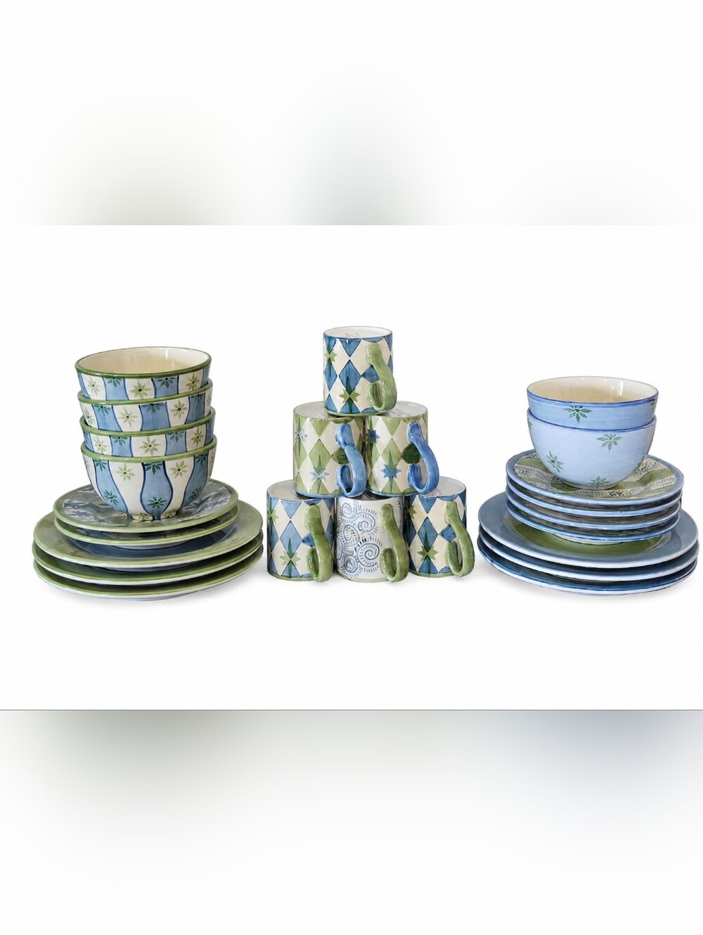 Pottery Barn Allegra 24-piece stoneware dinnerware set in excellent condition.